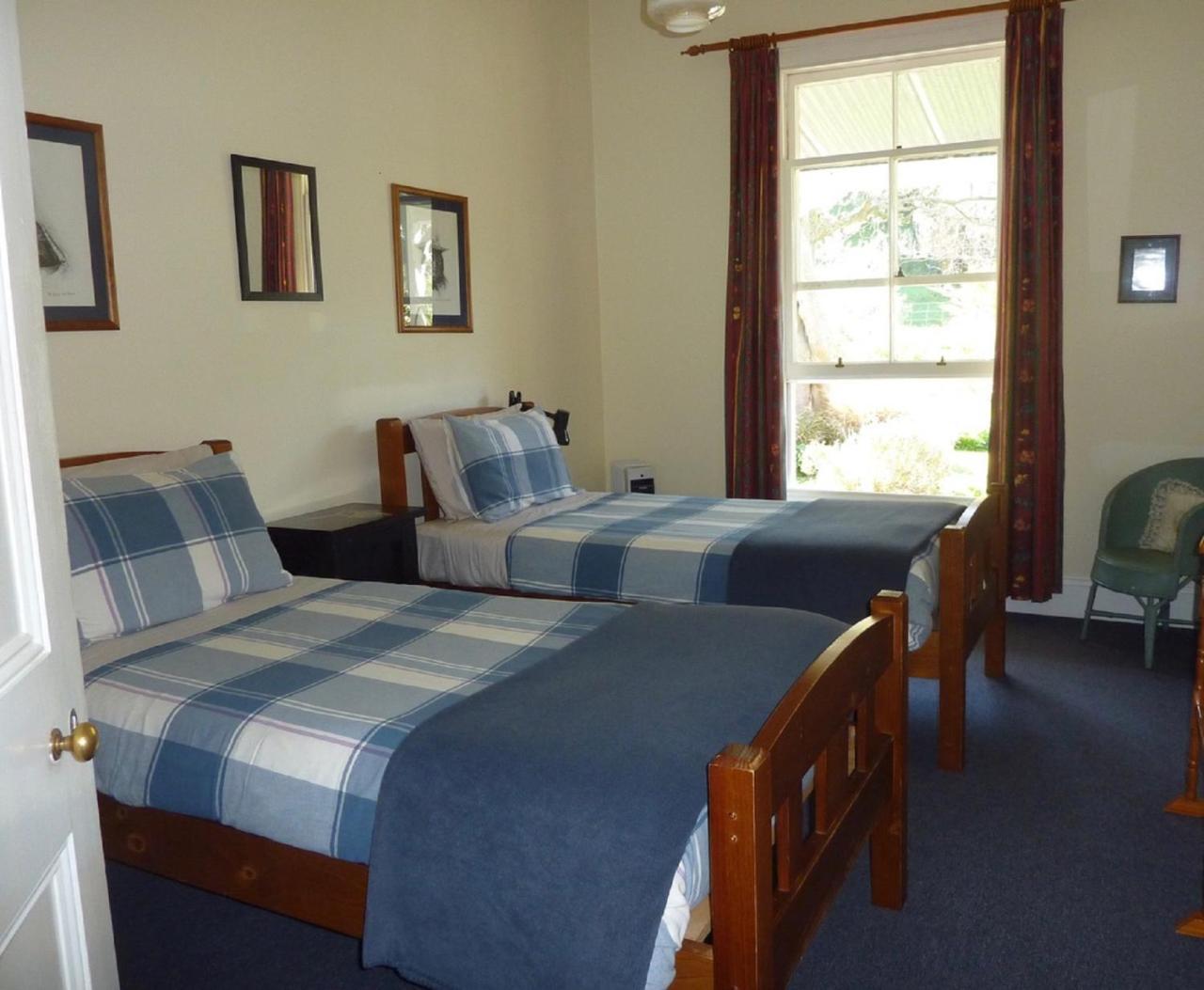 Halfmoon Cottage Akaroa Kültér fotó